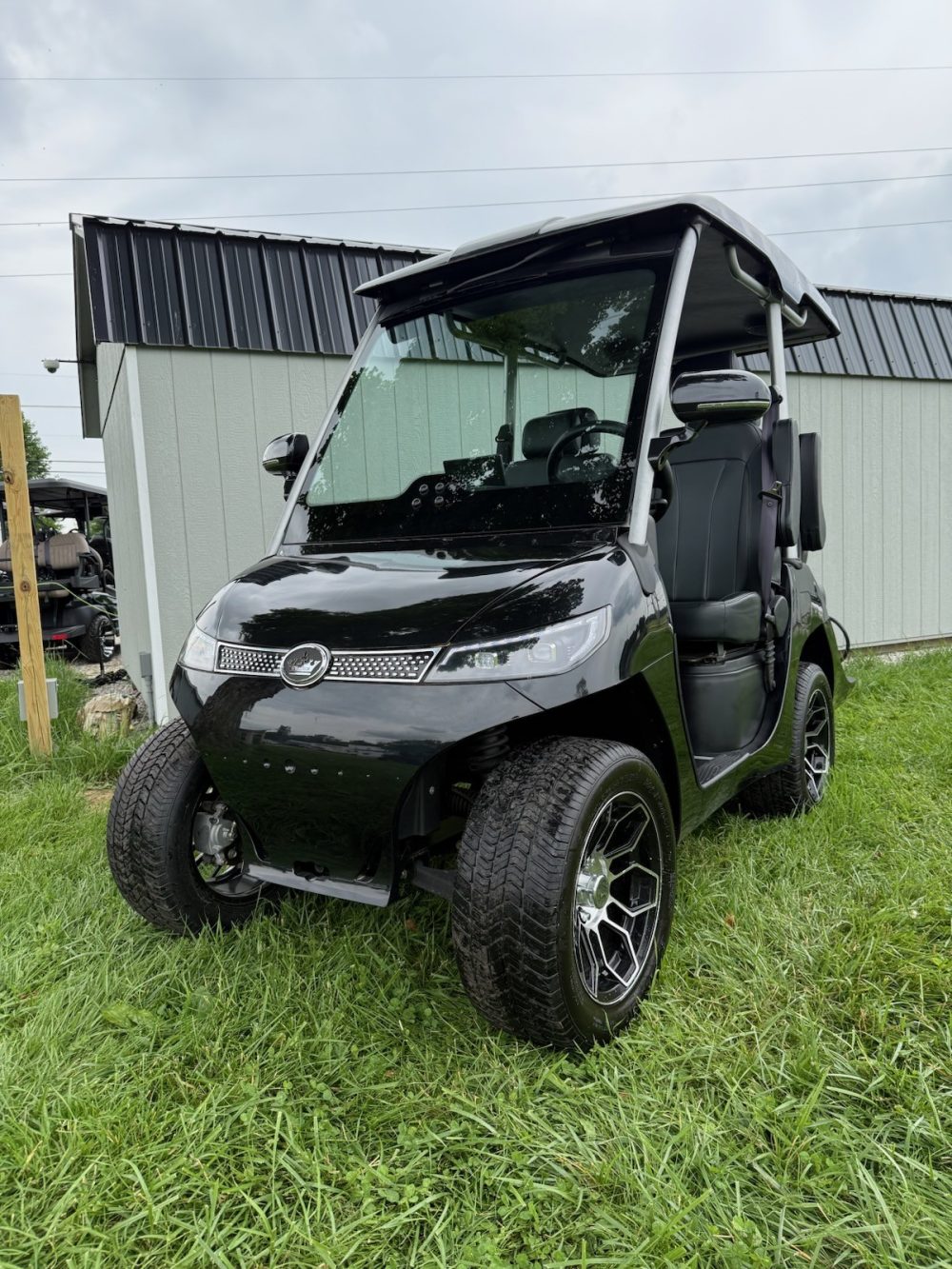 2023 Evolution 2023 Evolution D3- Black Sapphire - Black Sapphire