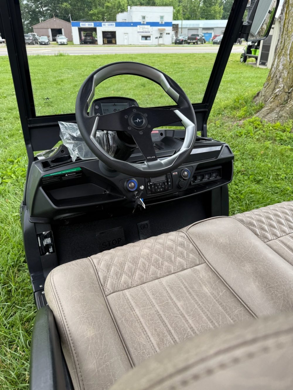 2024 Atlas Atlas Gen 2 6p/Black - Black - Image 8