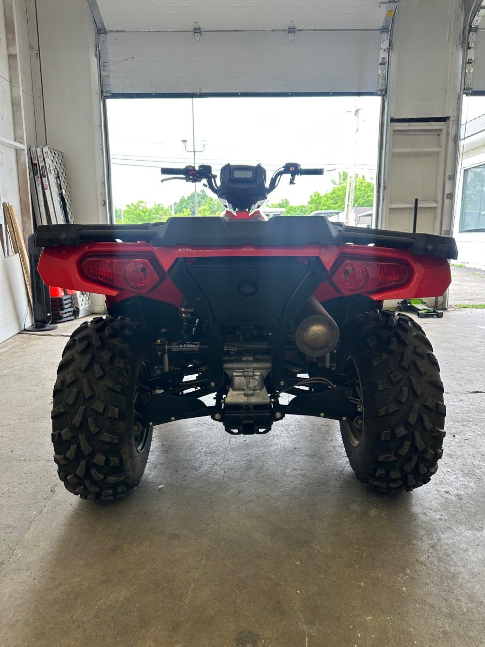2018 Polaris Polaris Sportsman 570 EFI Four Wheeler - Red - Image 2