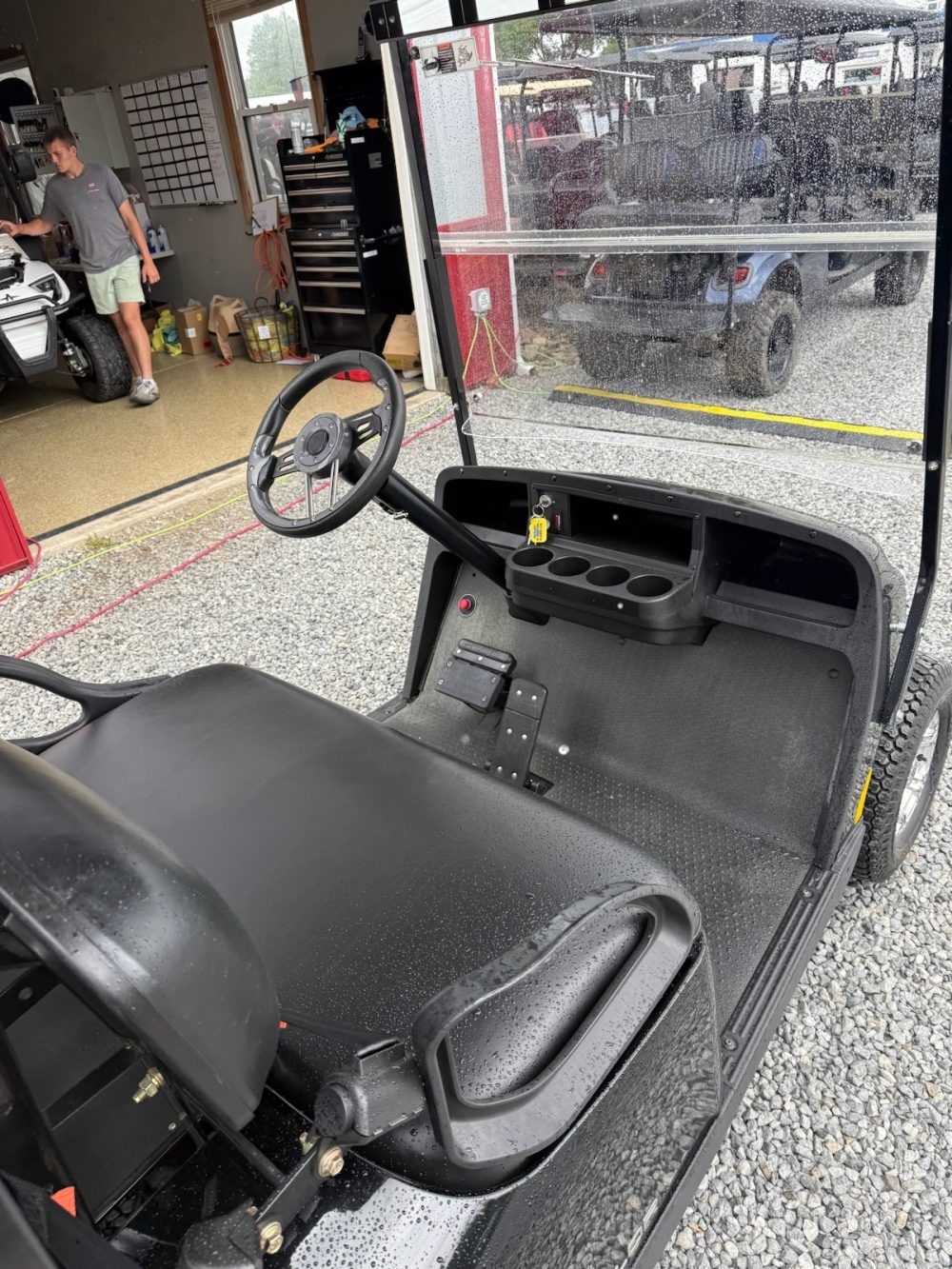 2021 Ezgo Ezgo TXT Valor - Black - Image 2