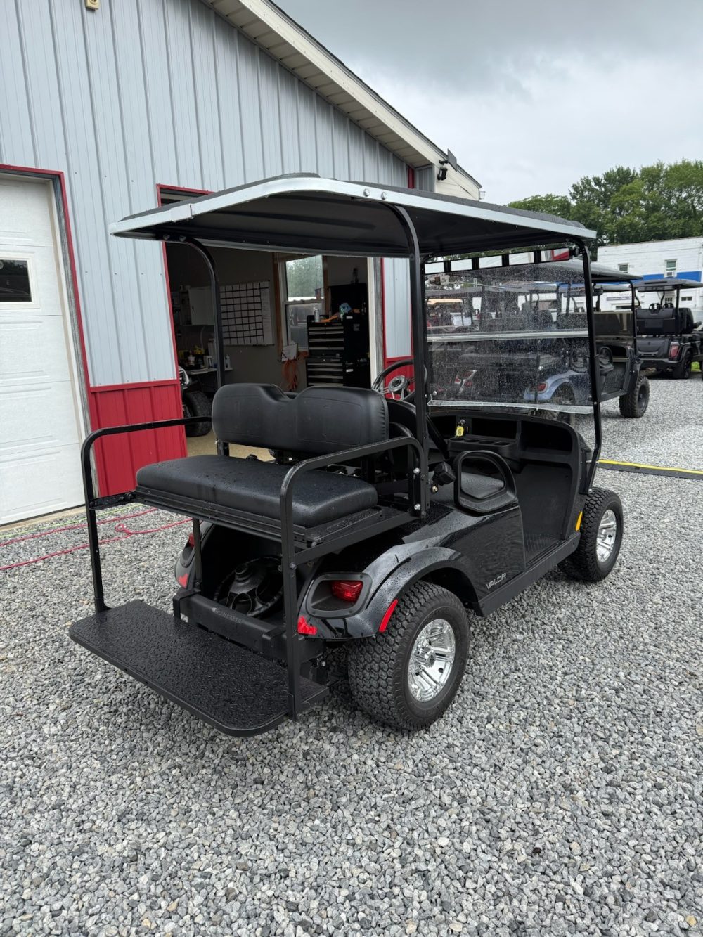 2021 Ezgo Ezgo TXT Valor - Black - Image 3