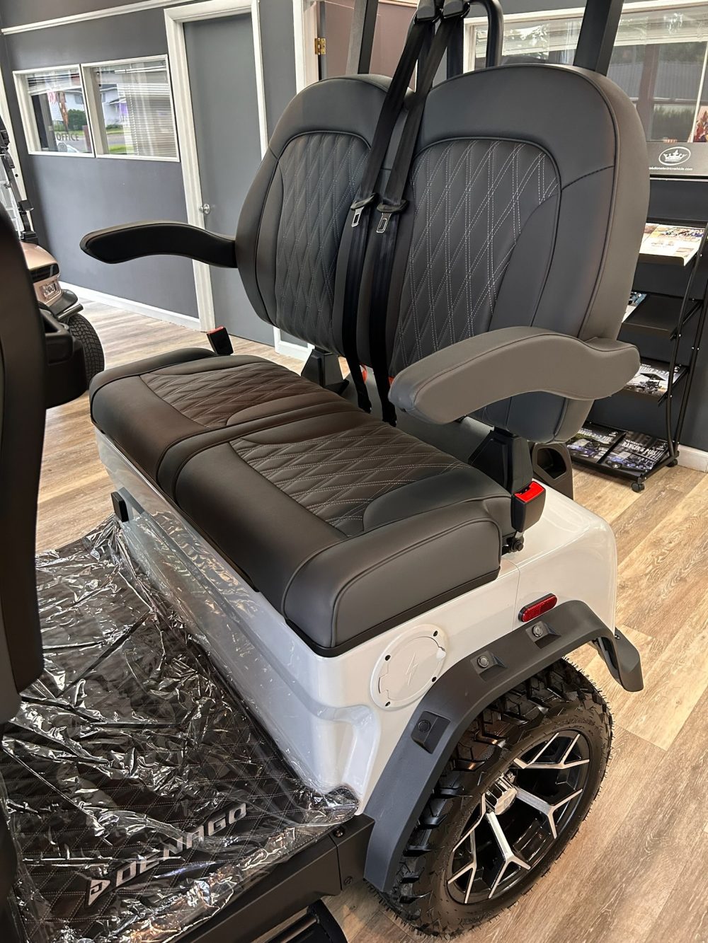 2025 Denago Denago Rover XL/White - White - Image 5