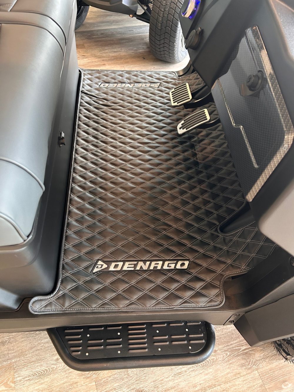 2025 Denago Denago Rover XL/ Limited Addition Matte Black - Matte Black - Image 12
