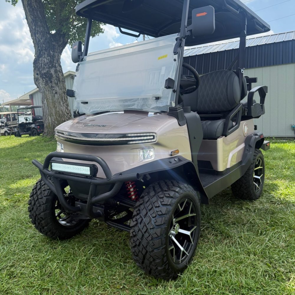 2025 Denago Nomad XL/Champagne