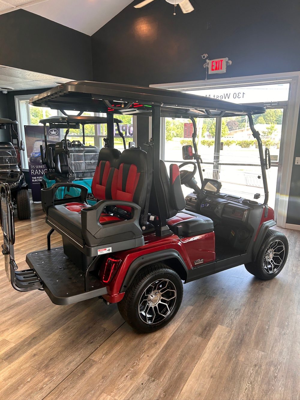2025 Evolution D5 Ranger 2+2 Plus F. Red - Flamenco Red - Image 3