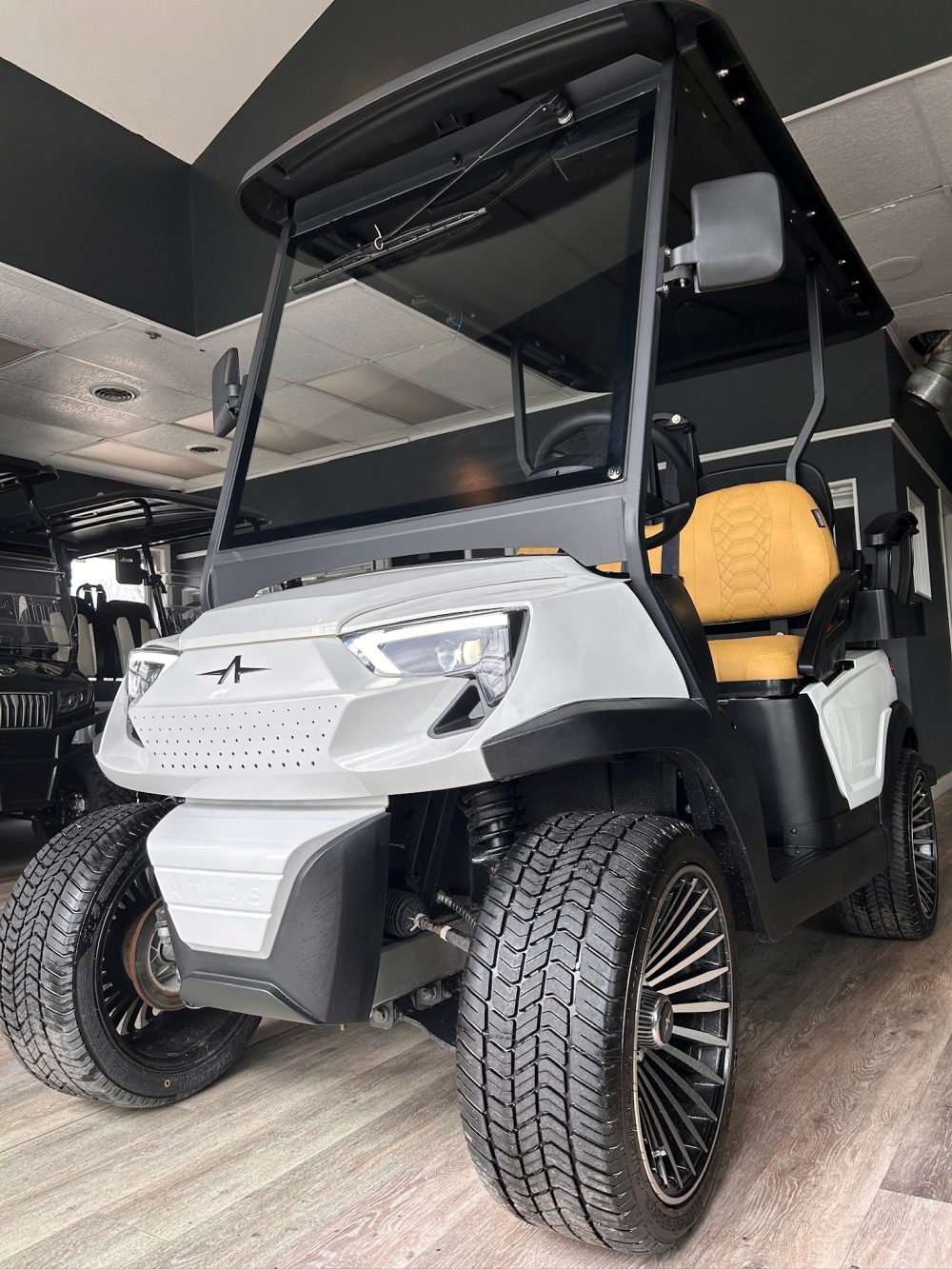2024 Atlas Gen 1 - 4P - White - White