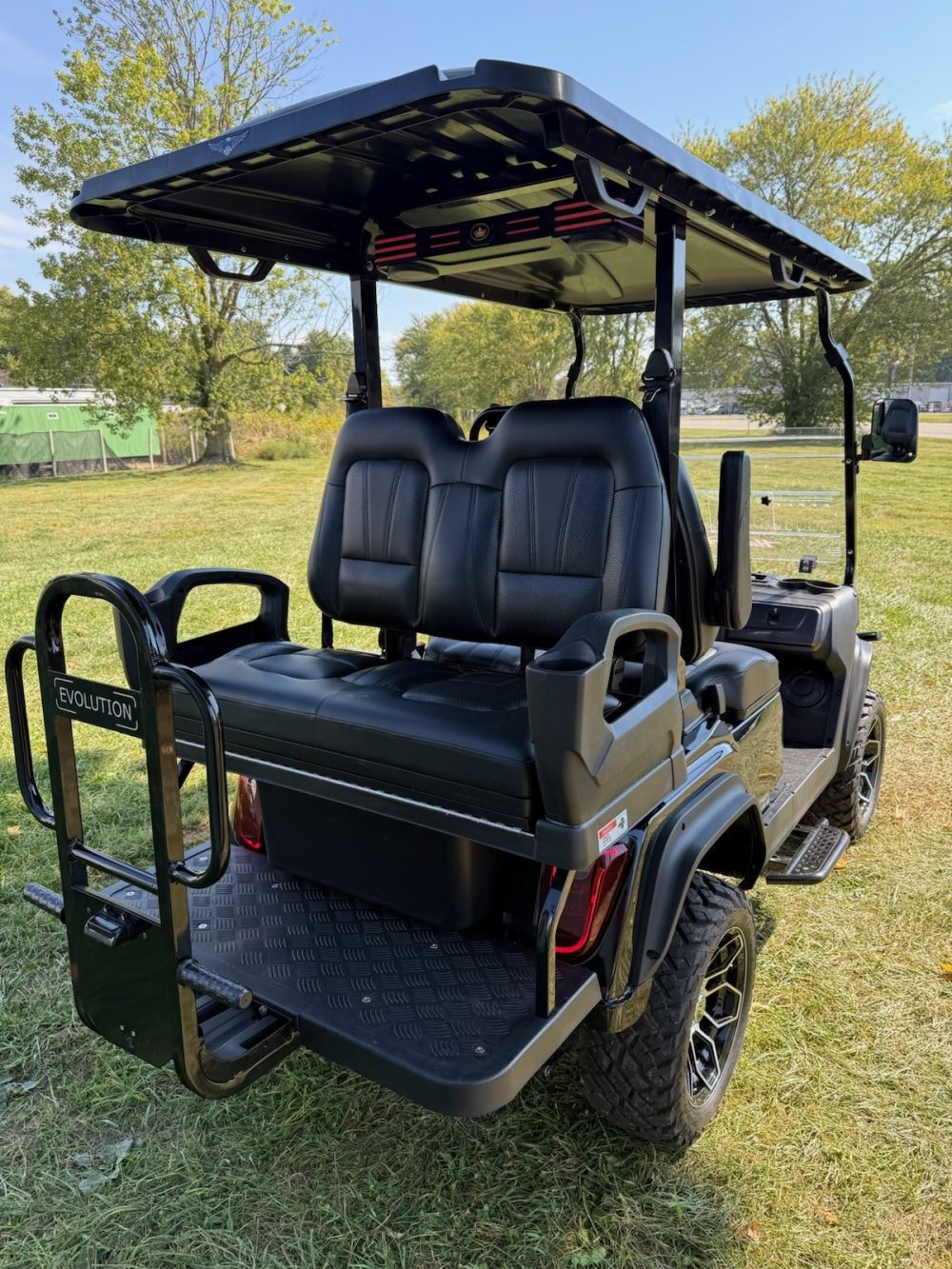 2025 Evolution Maverick 2+2 Plus - LIKE NEW! - Image 2