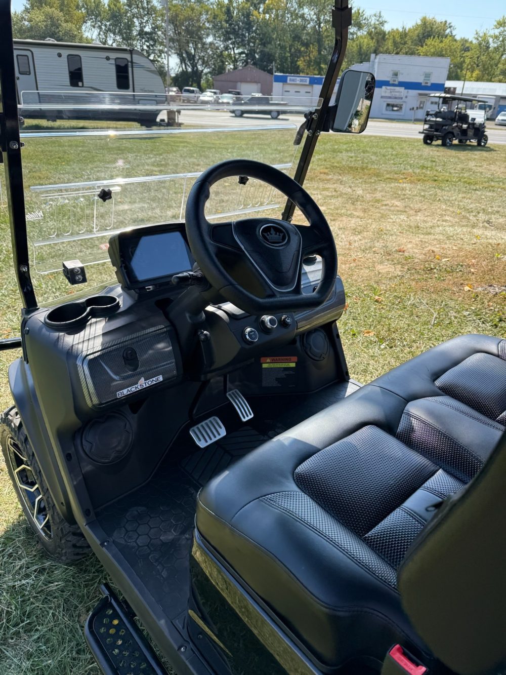 2025 Evolution Maverick 2+2 Plus - LIKE NEW! - Image 4