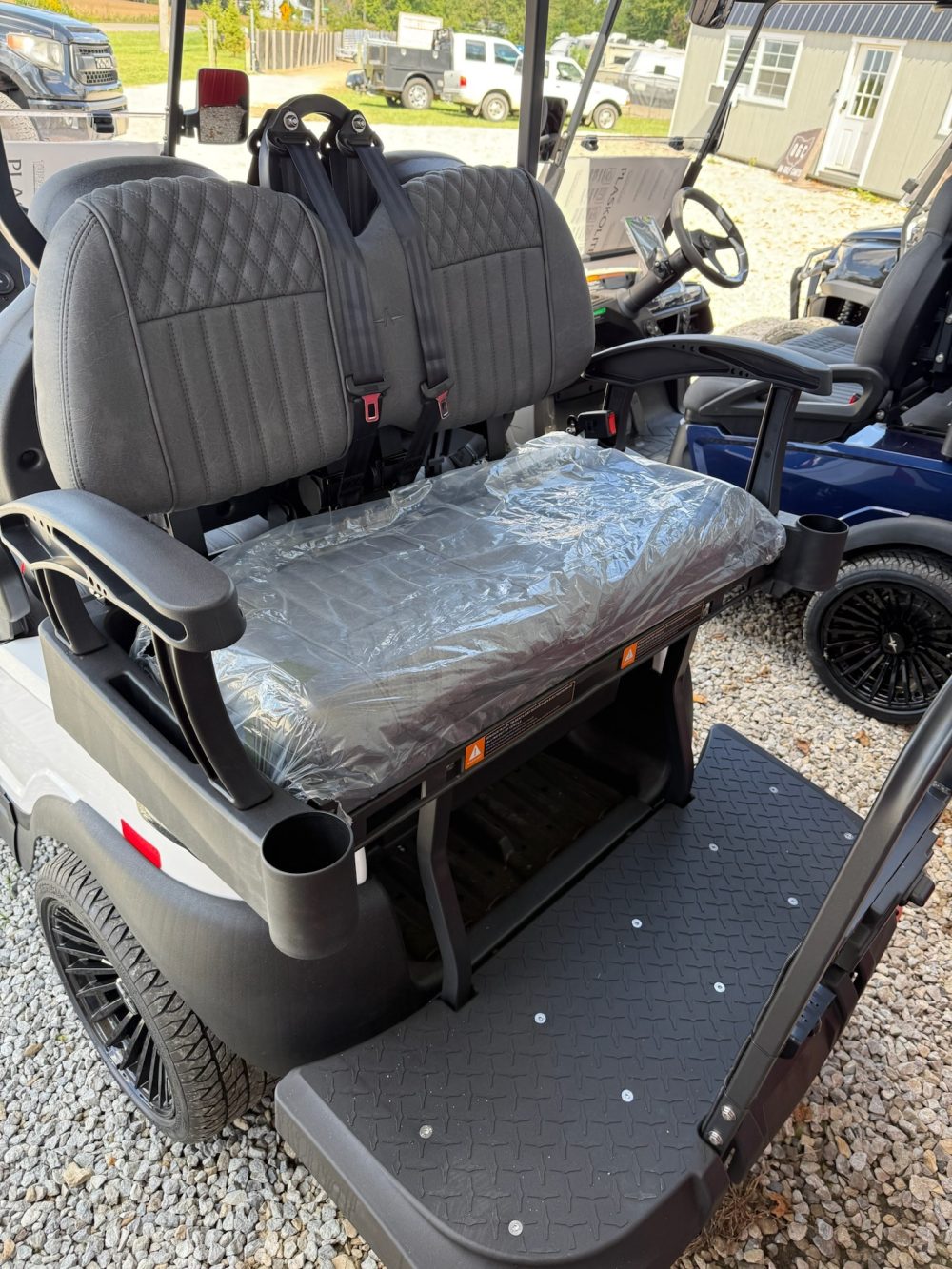 2026 Atlas 4 Passenger/Non-Lifted - LSV Package - White - Image 5
