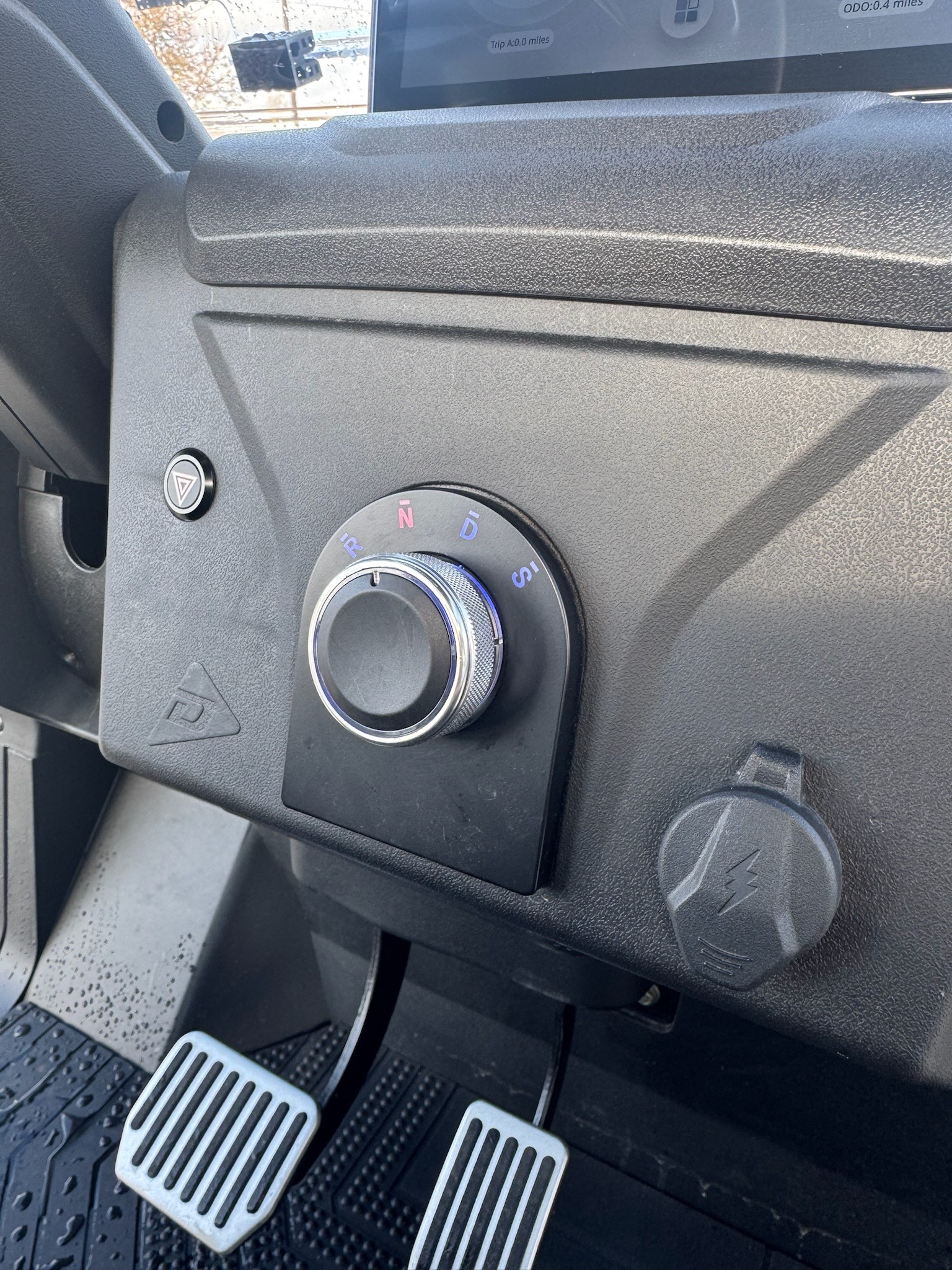 2025 Denago Nomad XL - Black - Black - Image 4