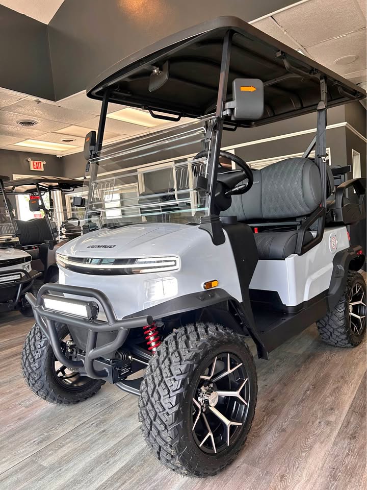 2025 Denago Nomad XL/White - White