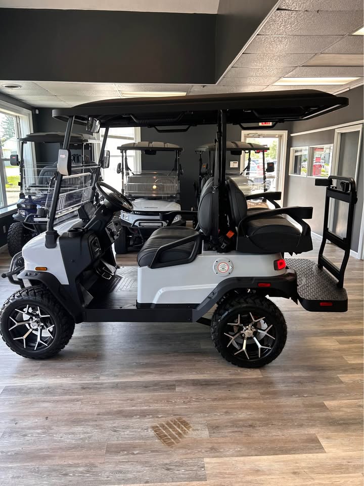 2025 Denago Nomad XL/White - White - Image 9